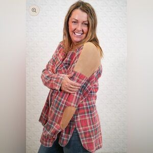 Easel Mix  it up Plaid faux suede patchwork  top in 2x
